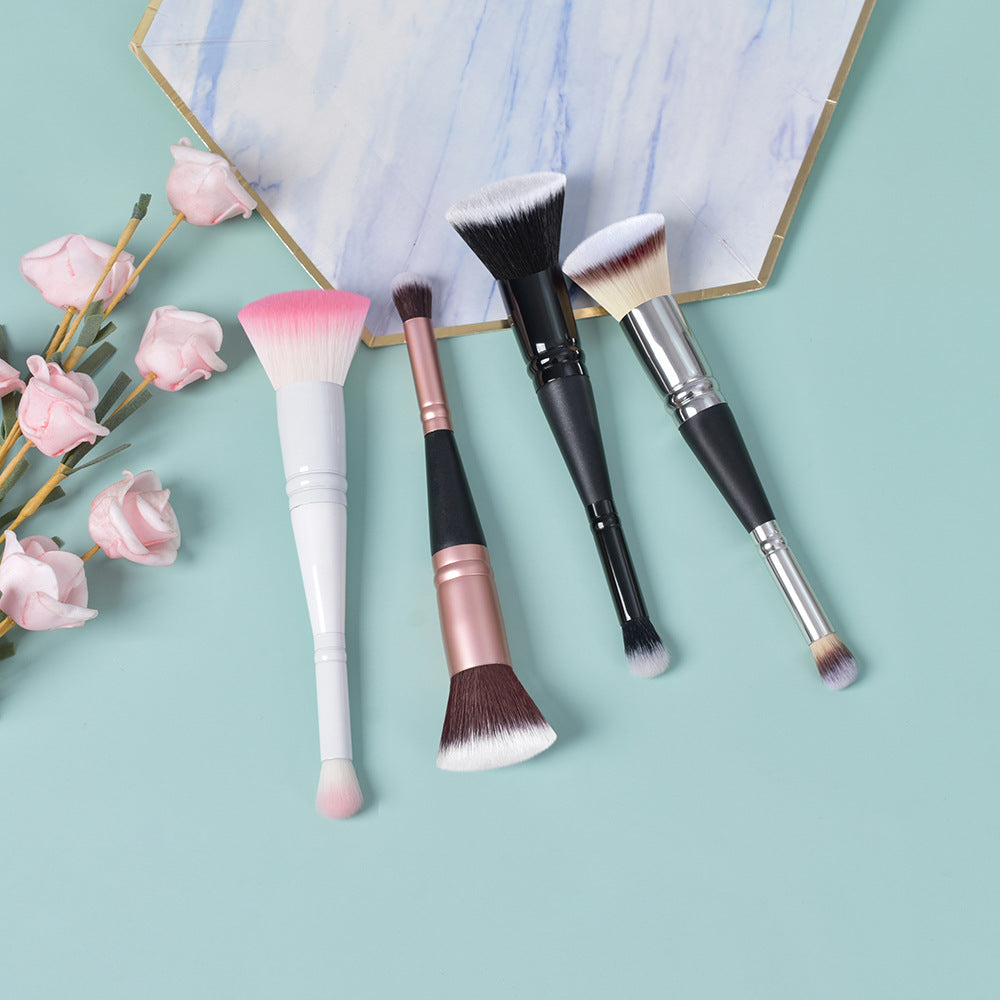 2-in-1 Build & Conceal Brush